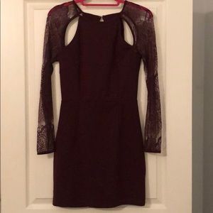 Tobi Burgundy Dress - Open Back, Lace Sleeves